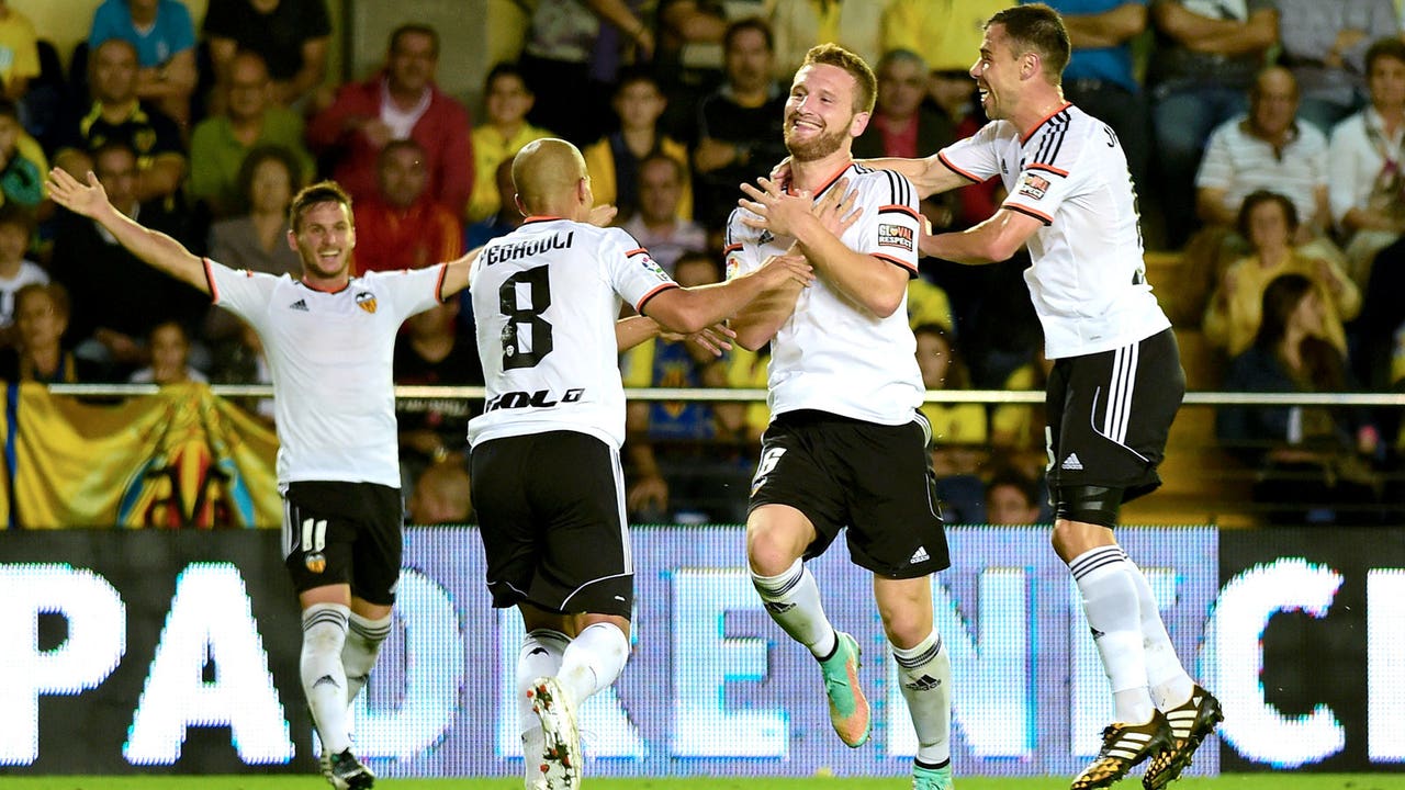 Valencia puts Villarreal to the sword, jumps to second in La Liga